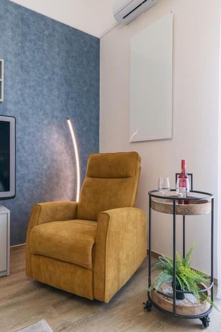 Castle Charm Apartment/ Ac Apartament *