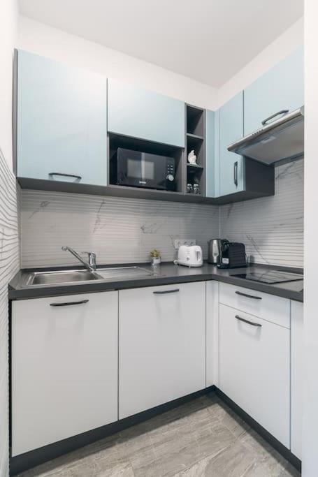 Castle Charm Apartment/ Ac Apartament