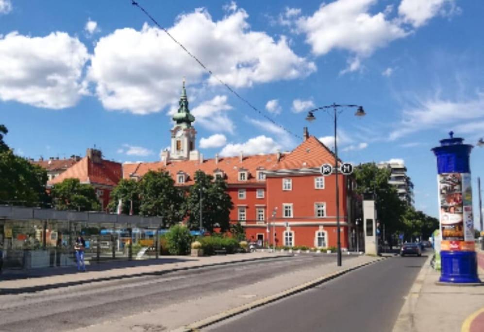 Castle Charm Apartment/ Ac Apartament