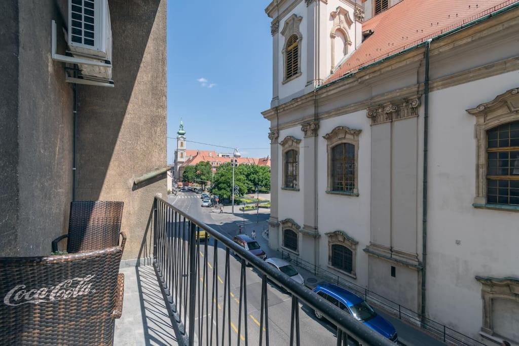 Apartament Castle Charm Apartment/ Ac